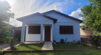 Casa a venda no Centro -Santo Cristo/RS