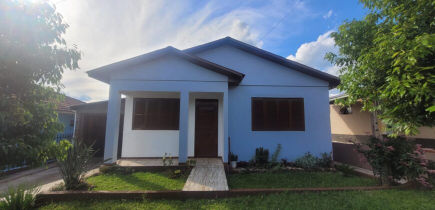Casa a venda no Centro -Santo Cristo/RS