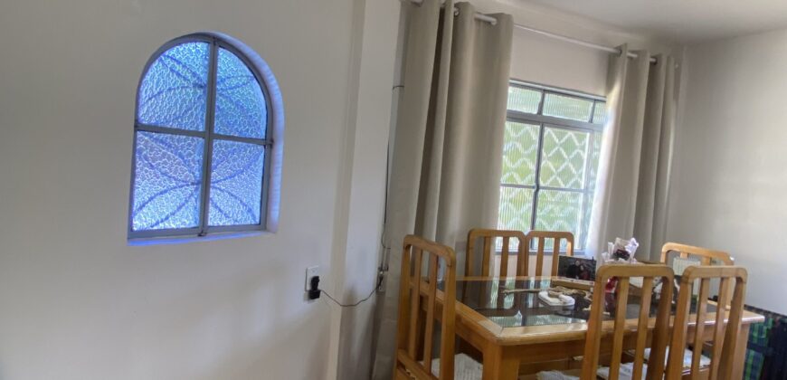 Casa a Venda no Bairro Flores
